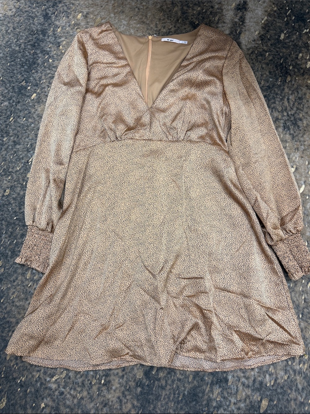 mi Ami Metallic Tan V-Neck Long Sleeve A-Line Dress | Lg